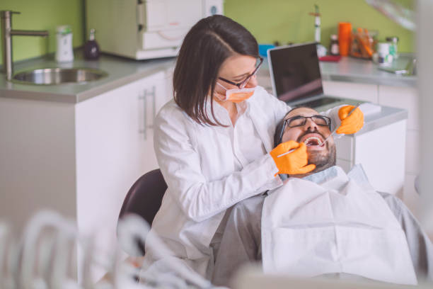 Best Emergency Dental Extractions in Oildale, CA